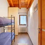 La - Апартаменты *