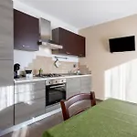 La - Апартаменты