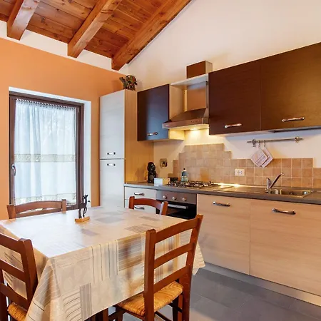 La - Apartment