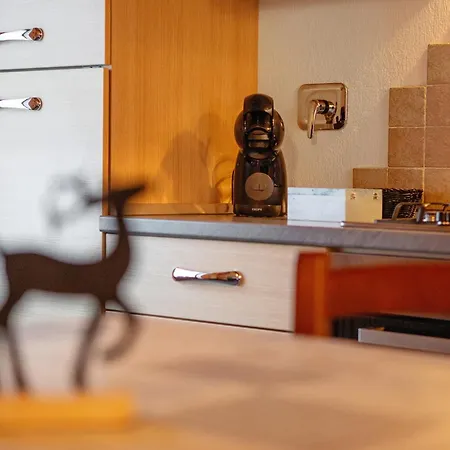 La - Apartment *